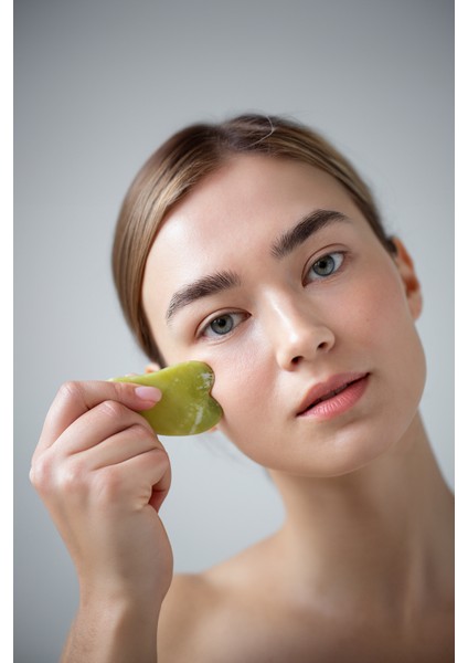 Yeşim Doğaltaş Kalpli Gua Sha Taşı fiyatları