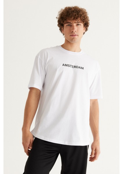 Erkek Beyaz Long Fit %100 Pamuk Oval Kesim Bisiklet Yaka Amsterdam Baskılı Tişört fiyatları