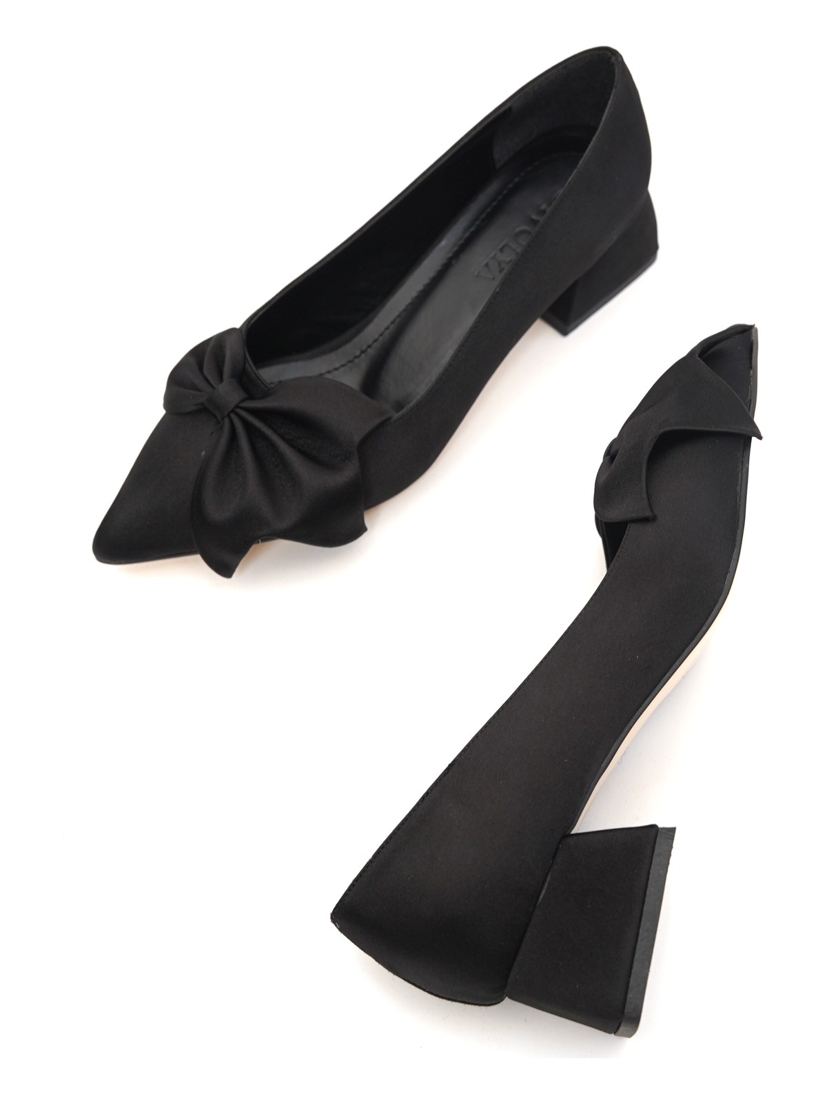 Divolya Camila Siyah Fiyonklu (4cm) Sivri Burun Topuklu Ayakkabı - Görsel 6