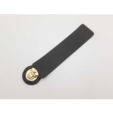 Seçilir Siyah Deri Renginde Altın Sarısı Kilitli Deri Çanta Kapağı