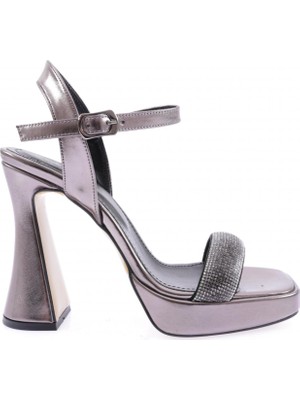 DGN 3588-23Y Kadin Kristal Taşli Bantli Kalin Topuklu Sandalet