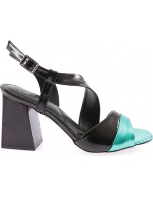 DGN 888-23Y Kadin Çapraz Bantli Topuklu Sandalet