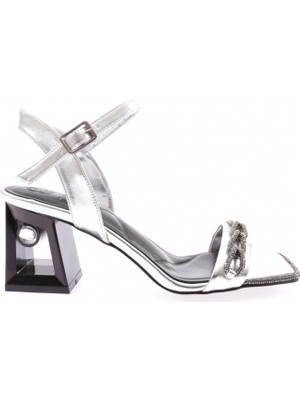 DGN 617-23Y Kadin Silver Taş Bantli Topuklu Sandalet