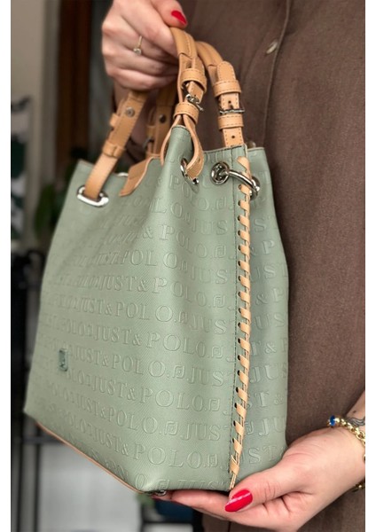 4 Bölmeli Büyük Boy Örgülü Model Ayarlanabilir Askılı Kadin Omuz Cantasi 4031 Yeşil Kombin fırsatları