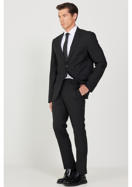 ALTINYILDIZ CLASSICS Erkek Siyah Slim Fit Dar Kesim Su Ve Leke Tutmayan Nano Takım Elbise