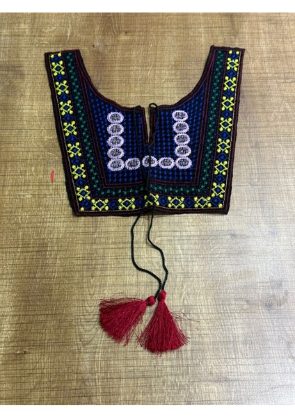 25X18 cm Nakış Işleme Etnik Otantik Giyim Yaka Arma Elbise Yaka Püsküllü