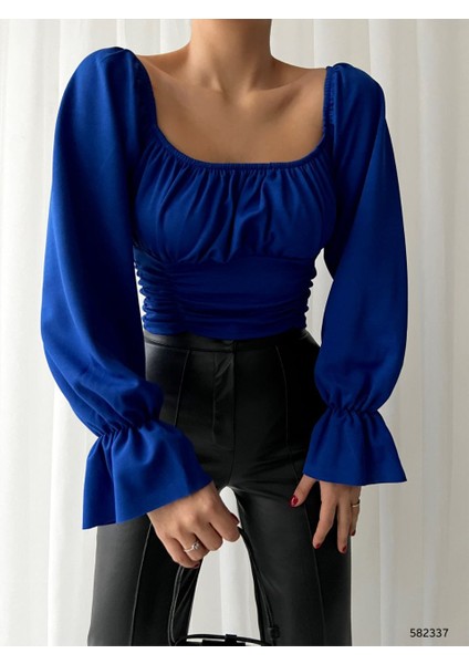 Kadın Kayık Yaka Beli Büzgü Detaylı Şık Crop Bluz