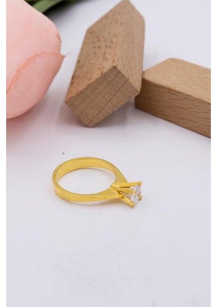 22 Ayar Altın Tektaş Kadın Yüzük XLTY022 fırsatları