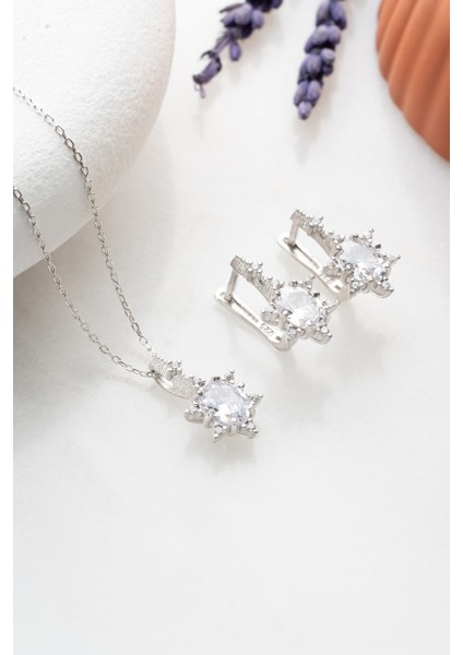 925 Ayar Gümüş Beyaz Oval Taşlı Küpe ve Kolye Set fiyatları