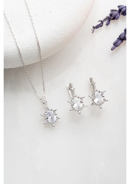 925 Ayar Gümüş Beyaz Oval Taşlı Küpe ve Kolye Set modelleri