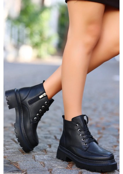 Poli Hafif Taban Bağcıklı&fermuarlı Casual Kalın Taban Kadın Bot Siyah indirimleri
