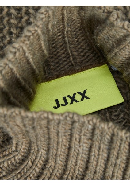 Boğazlı Yaka Örme Kahve Kadın Kazak 12213689 modelleri