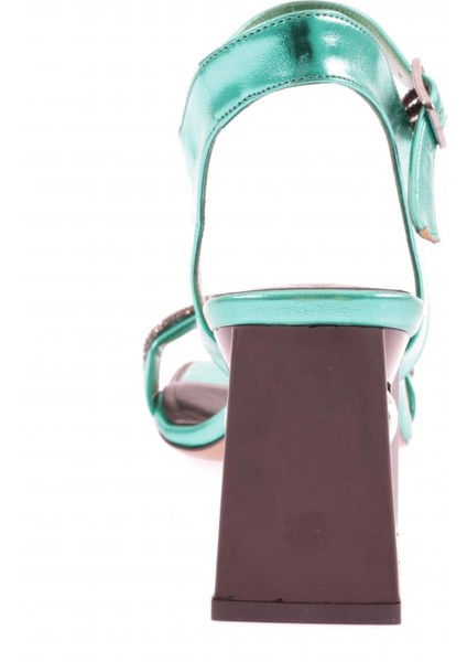 617-23Y Kadin Silver Taş Bantli Topuklu Sandalet fırsatları