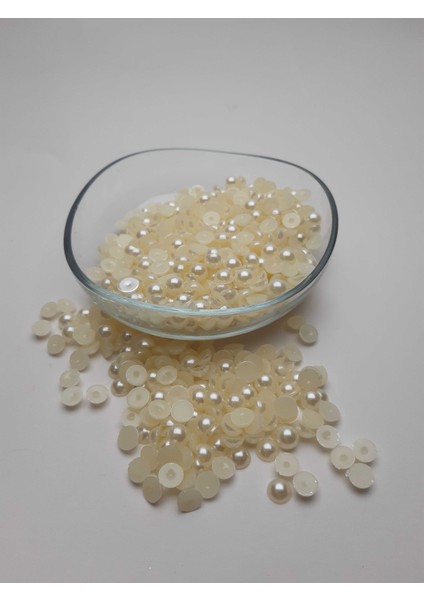 8 mm Plastik Yarım Inci (1 Pakette 100 Gr) Krem Renk