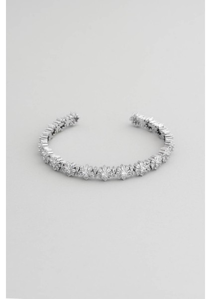 Gelin Çiçeği 18 Ayar Beyaz Altın Kaplama Gümüş Kelepçe Bileklik