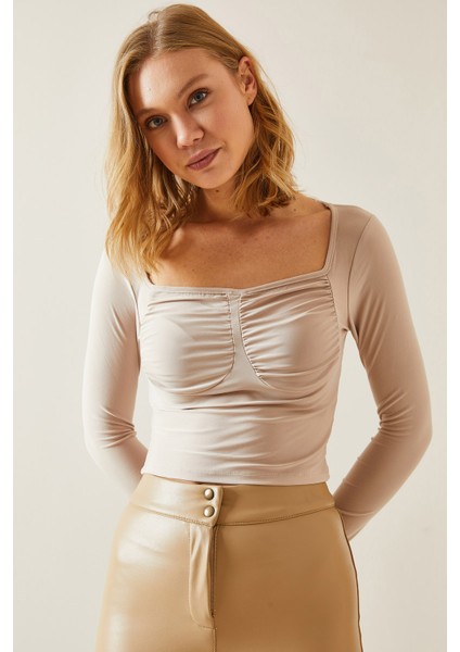 Bej Gögüs Drapeli Kare Yaka Bluz 4KXK2-47697-25 indirimleri
