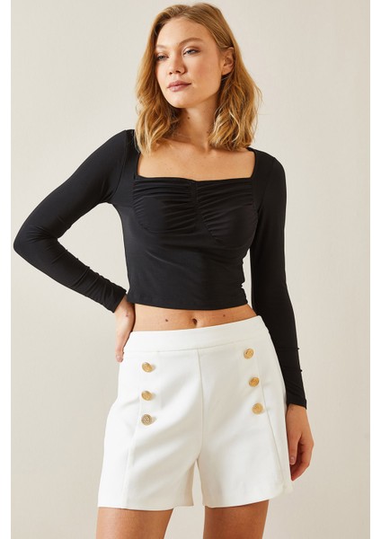 Siyah Gögüs Drapeli Kare Yaka Bluz 4KXK2-47697-02 modelleri