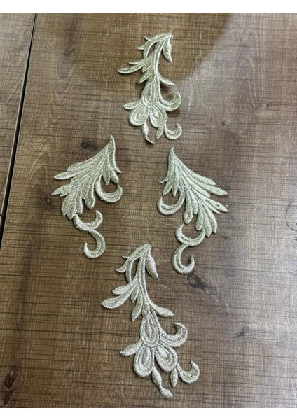 7x4 cm 4 Adet Yapraklı Çiçek Desenli Altın Sarısı Arma Yama Aplike