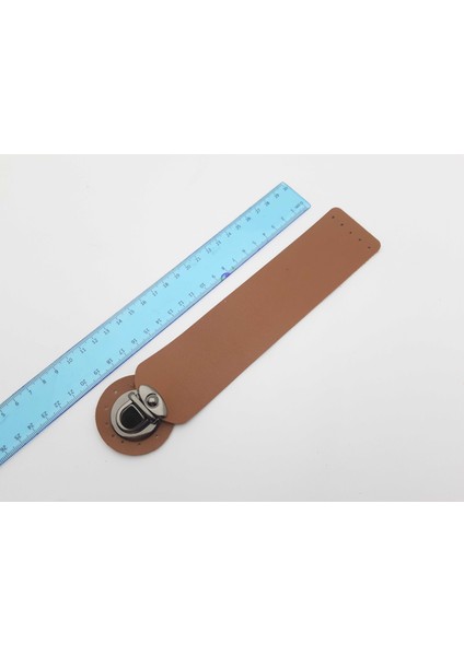 Kahverengi Deri Renginde Siyah Kilitli Deri Çanta Kapağı modelleri