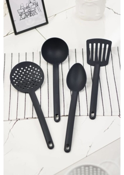 4'lü Lüx Yanmaz Yapışmaz Teflon Kaplama Servis Seti Kepçe Kevgir Spatula Kaşık Plastik Servis Takımı modelleri