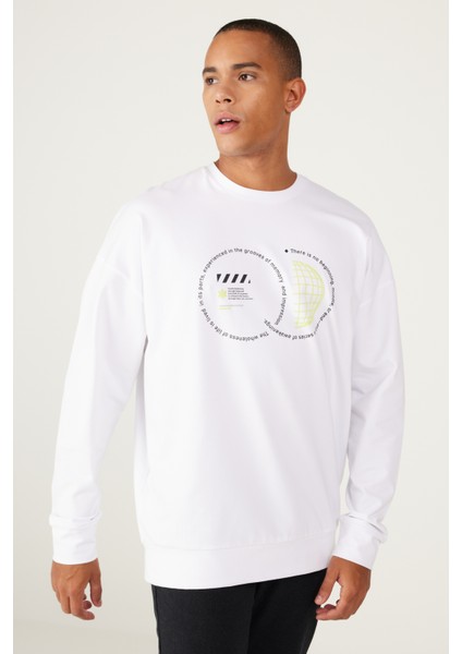 Erkek Beyaz Oversize Bol Kesim Bisiklet Yaka Pamuklu Baskılı Sweatshirt