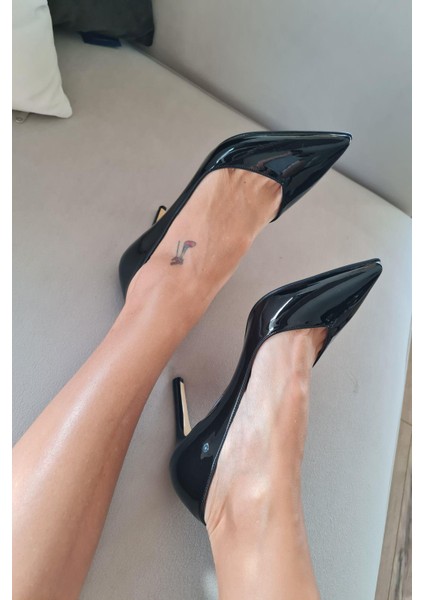 036 468 Topukla Kadın Sivri Burun 8 cm Topuklu Klasik Stiletto