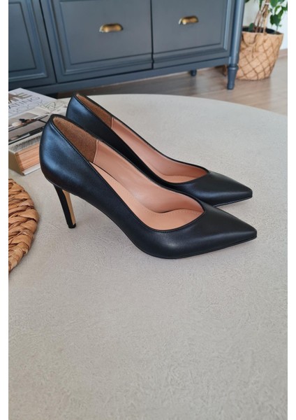 036 468 Topukla Kadın Sivri Burun 8 cm Topuklu Klasik Stiletto