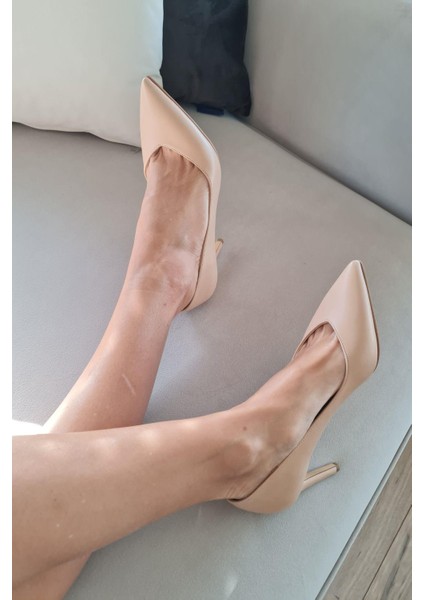 036 468 Topukla Kadın Sivri Burun 8 cm Topuklu Klasik Stiletto