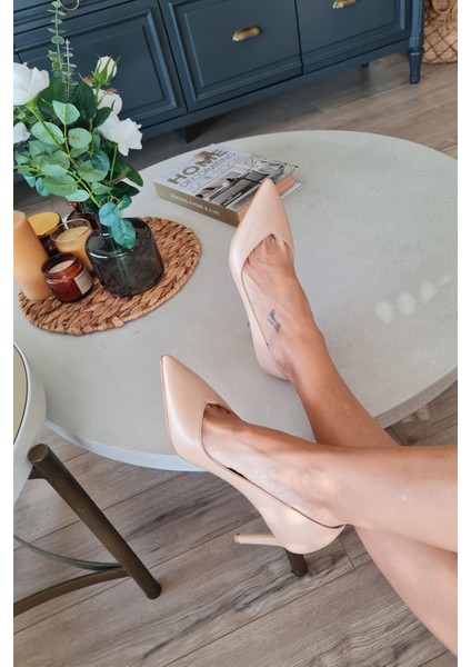 036 468 Topukla Kadın Sivri Burun 8 cm Topuklu Klasik Stiletto