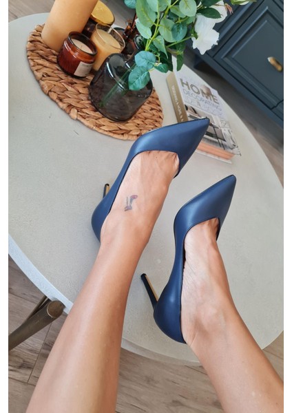 036 468 Topukla Kadın Sivri Burun 8 cm Topuklu Klasik Stiletto modelleri