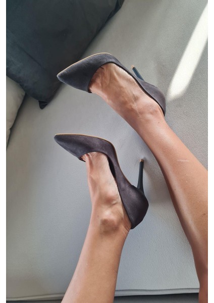 001 200 Topukla Kadın 10 cm Topuklu Klasik Sivri Burun Stiletto