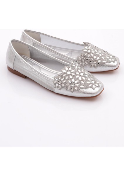 K196 Kadin Önü Işlemeli Babet fiyatları