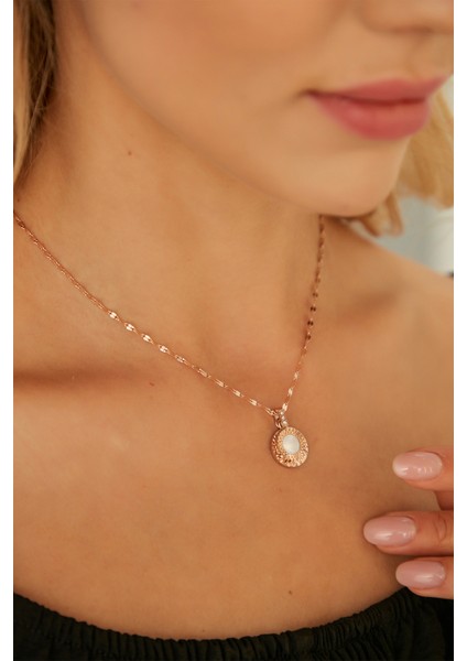 Kadın Acquacristallina Çelik Model Rose Gold Kaplama Su Yolu Gerdanlık Zincirli Sedef Taşlı Kolye modelleri