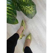 Akın Özmen Kadın Yeşil Metalik Orta Topuklu (7cm) Stiletto