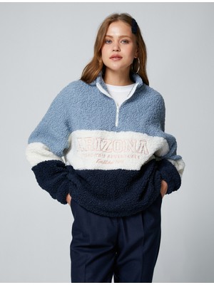 Koton Peluş Oversize Sweatshirt Dik Yaka Fermuarlı Slogan Işlemeli