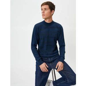 Triko Kazak Yarım Balıkçı Yaka Slim Fit Çizgi Desenli
