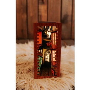 Harry Potter Diagon Alley Book Nook Kitap Köşesi Kitap Tutucu