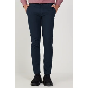 ALTINYILDIZ CLASSICS Erkek Lacivert Slim Fit Dar Kesim Pamuklu Esnek Rahat Armürlü Pantolon