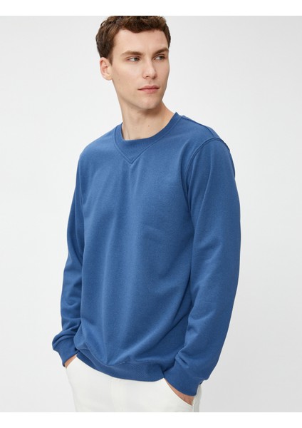 Basic Sweat Bisiklet Yaka Dikiş Detaylı Uzun Kollu