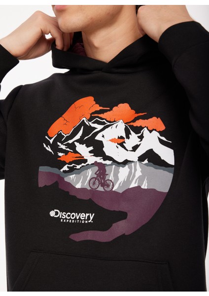 Discovery Expedition Siyah Erkek Kapüşonlu Baskılı Sweatshirt D3WM-SWT34