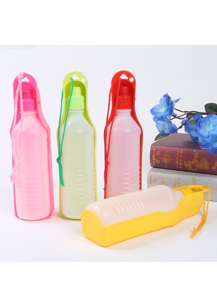 Rastgele Renk 500ML 250/550MLDOG Su Şişesi Katlanır Tiryakisi Plastik Taşınabilir Su Şişesi Evcil Hayvanlar Açık Seyahat Içme Suyu Besleyici Kase Köpekler Için (Yurt Dışından) fiyatları