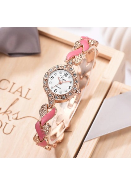 Gümüş Siyah Kadın Lüks Bilezik Saatler 2022 Küçük Kadran Ultra Ince Kordonlu Saat Moda Taklidi Saatler Kadınlar Için Hediye Relojes Para Mujer (Yurt Dışından) fiyatları