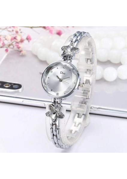 Gümüş Beyaz Yeni Bayanlar Alaşım Kadın Saatler Bilezik Izle Mizaç Beş Köşeli Yıldız Kayışı Kol Saati Kuvars Izle Yıldız Relogio Feminino (Yurt Dışından)