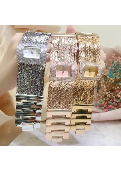 02 Kadın Bilezik Izle Elmas Kare Kadran Tam Taş Püskül Zincir Bant Saatler Buzlu Out Kadın Lüks Kol Saati Rhinestone Reloj (Yurt Dışından) fiyatları