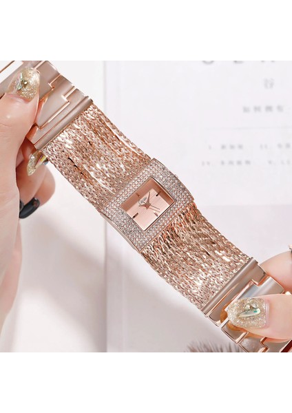 02 Kadın Bilezik Izle Elmas Kare Kadran Tam Taş Püskül Zincir Bant Saatler Buzlu Out Kadın Lüks Kol Saati Rhinestone Reloj (Yurt Dışından) fırsatları