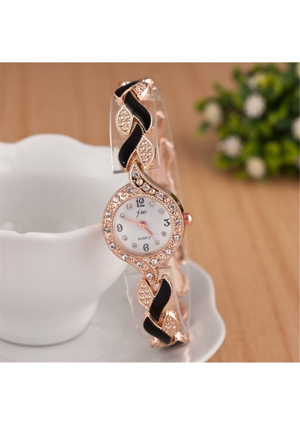 Siyah Yeni Marka Bilezik Saatler Kadınlar Lüks Kristal Elbise Kol Saatleri Saat Kadın Moda Rahat Kuvars Izle Reloj Mujer Hediyeler (Yurt Dışından) fiyatları