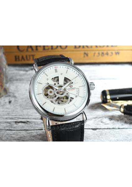 Siyah Beyaz Forsınıng Mekanik Saat Içi Boş Alt Mekanik Saat Rahat Siyah Kuşak Kol Saati Erkek ve Kadın Saatleri (Yurt Dışından) fırsatları