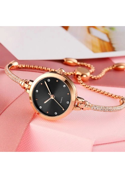 Tatil Için Kırmızı Vidalı Taçlı Minimalist Işıltılı Taşlı Zincir Bileklik Saat (Yurt Dışından) indirimleri