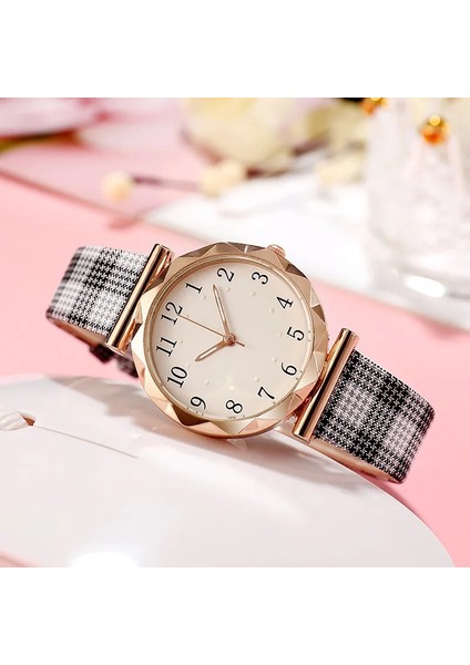 Pembe Yeni Moda Kadın Gül Altın Izgara Saatler Aydınlık Bayanlar Bilek Saatler Kadın Küçük Deri Kayış Bilezik Izle Relogio Feminino (Yurt Dışından) modelleri