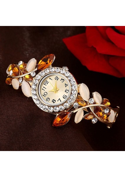 O Yeni Moda Kadınlar Kristal Yaprak Şekli Bilezik Saatler Lüks Rhinestone Kol Saati Altın Kuvars Saatler Hediye (Yurt Dışından) fırsatları